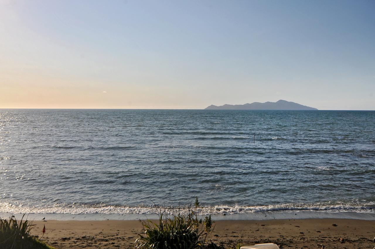 Kapiti Waves Bed & Breakfast Pukerua Bay Exteriér fotografie